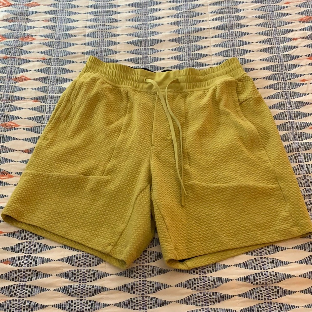 Lululemon At Ease Shorts 7” inseam